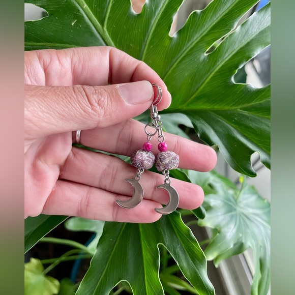 Jewelry - Rough Ruby Earrings